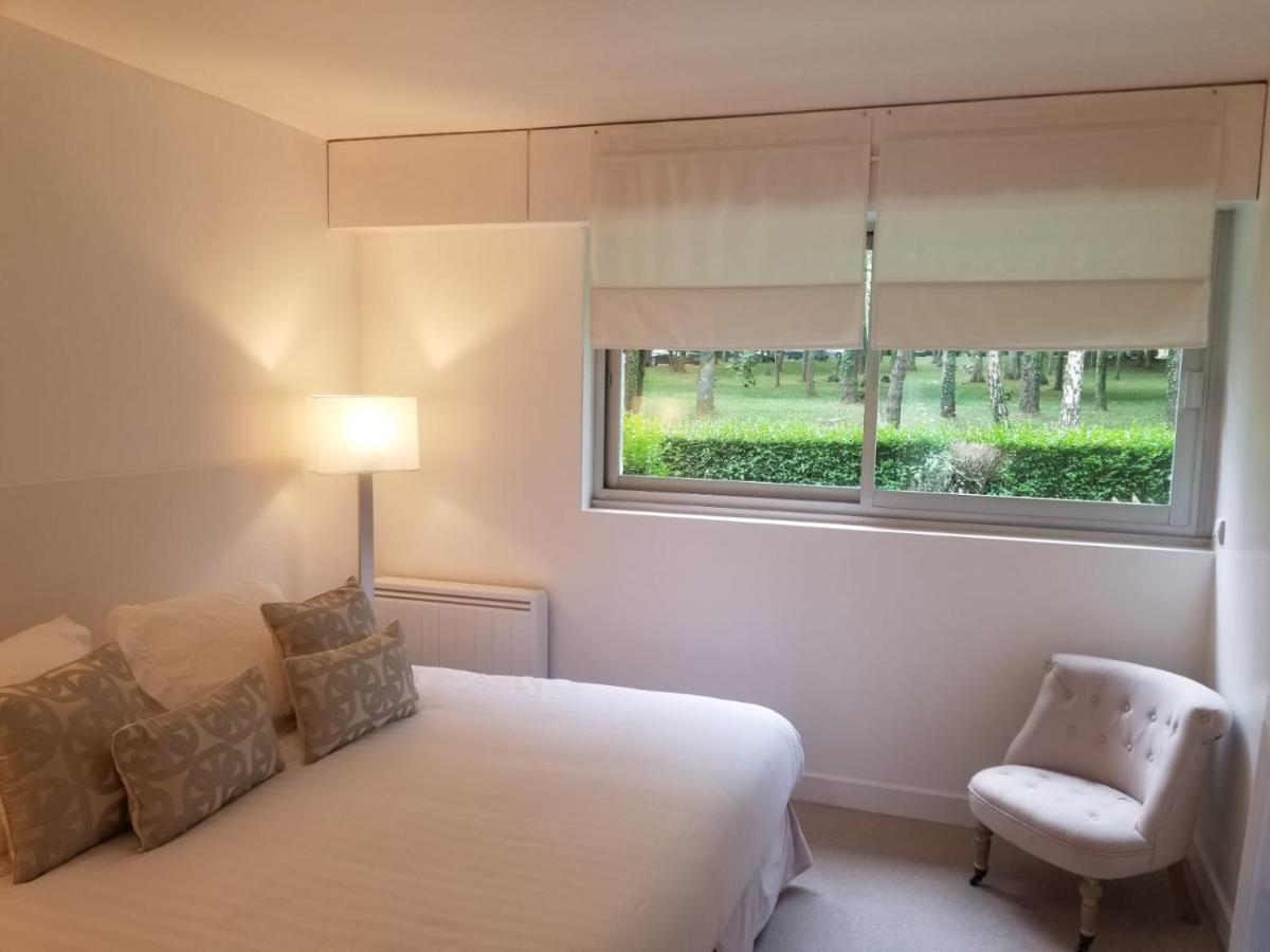 Vue mer Deauville Tourgéville Extérieur photo
